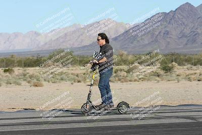 media/Jan-15-2026-Racers Edge (Thu) [[dfebeb70ab]]/1-Around the Pits-Track Walk/